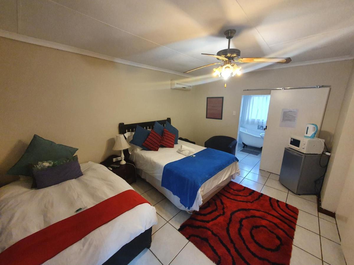 Sun Deck Lodge Hartbeespoort Buitenkant foto