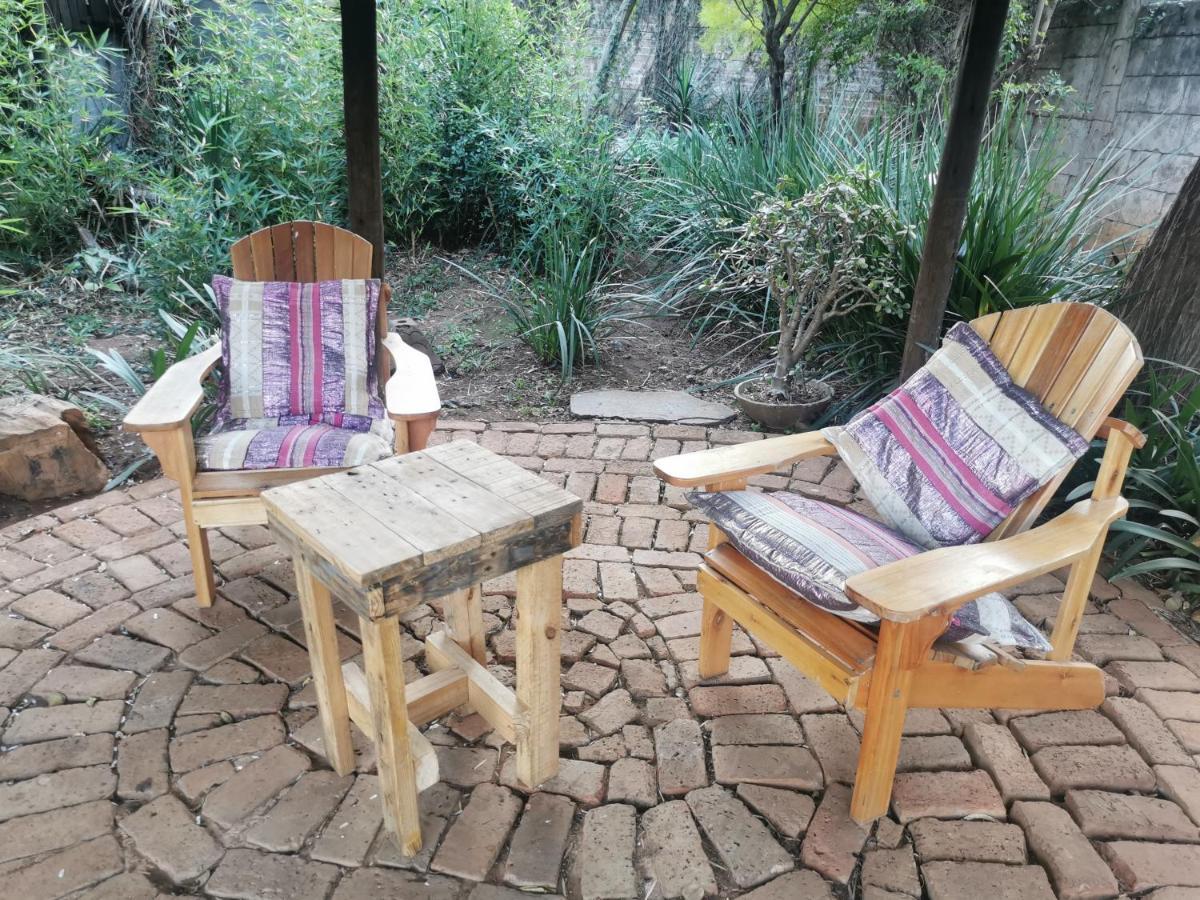 Sun Deck Lodge Hartbeespoort Buitenkant foto