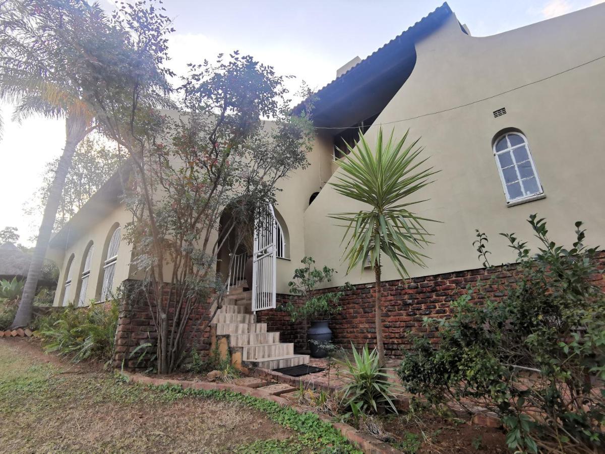 Sun Deck Lodge Hartbeespoort Buitenkant foto