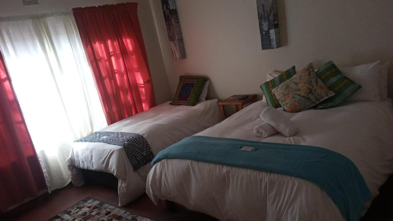 Sun Deck Lodge Hartbeespoort Buitenkant foto